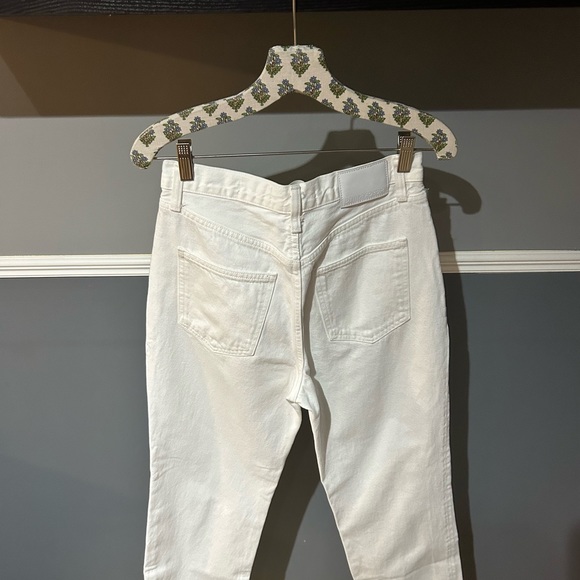 Aritzia Joni Hi-rise loose Jean size 25 - Picture 4 of 4